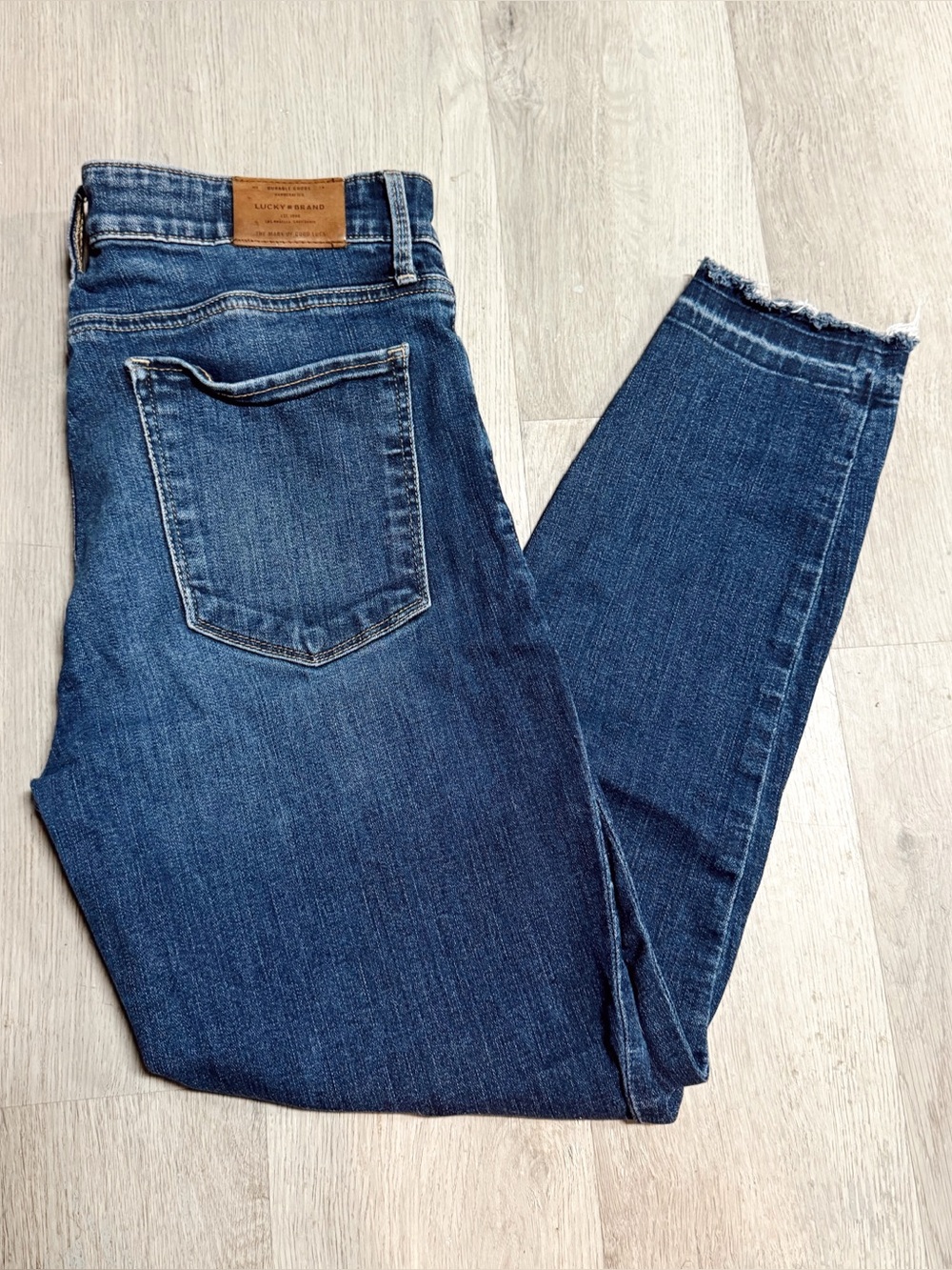 •LUCKY BRAND• AVA SKINNY JEANS